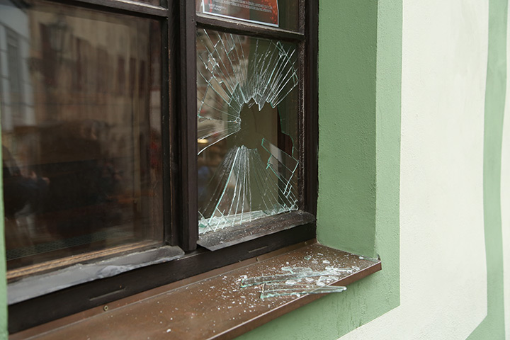 A2B Glass are able to board up broken windows while they are being repaired in Shepperton.